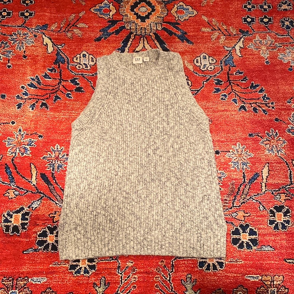 GAP Sleeveless Sweater